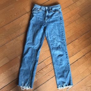 TOPSHOP STRAIGHT LEG JEANS